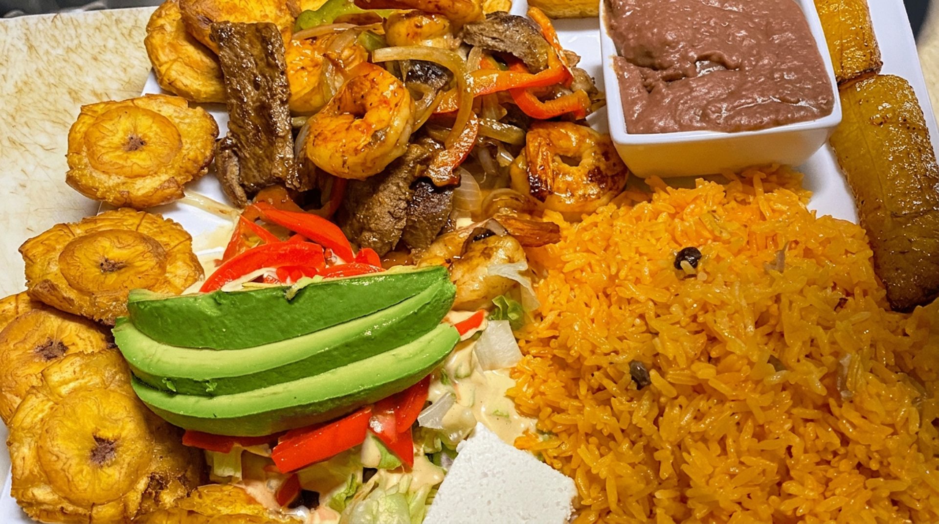 Honduran-style plates on Mill Street